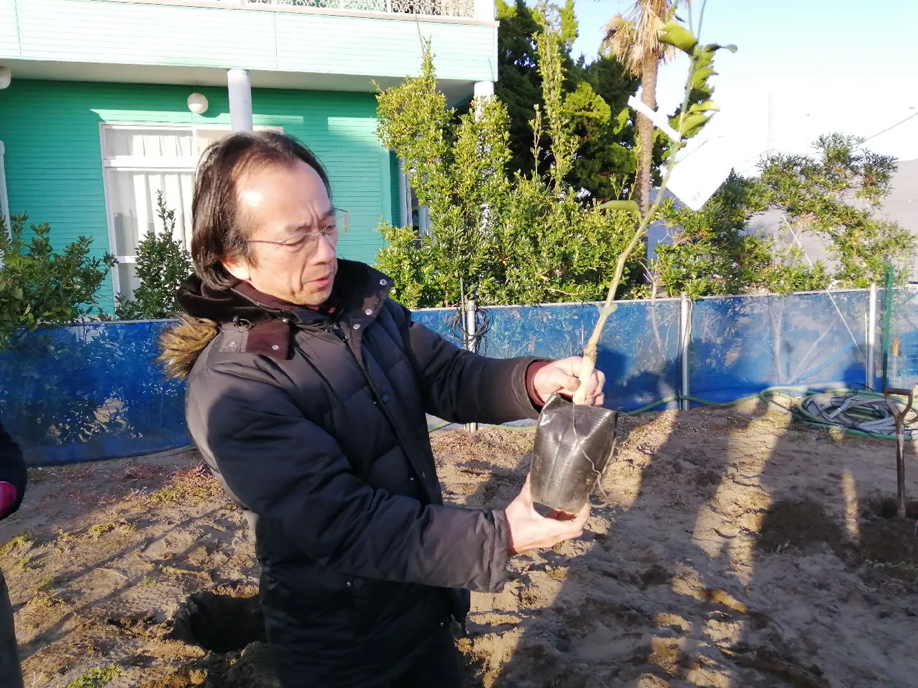 木村正典講師による有機栽培実習・果樹栽培のポイント指導